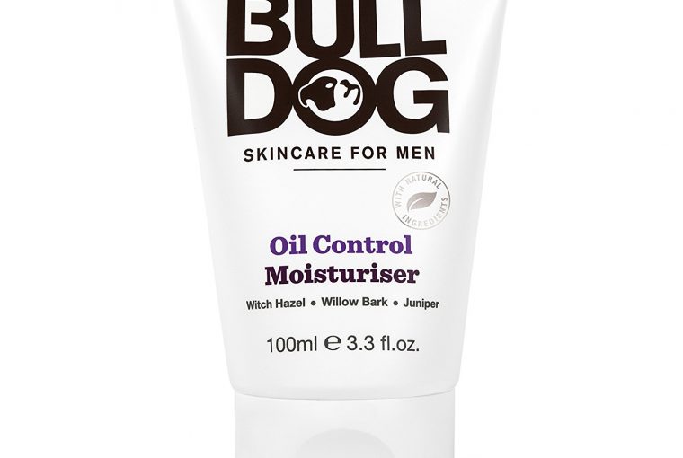 BULL DOG Oil Control Moisturiser_