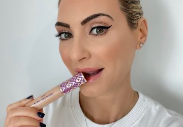 Christina Maria Kyriakidou Tarte Shape Tape Concealer Secrets in Beauty