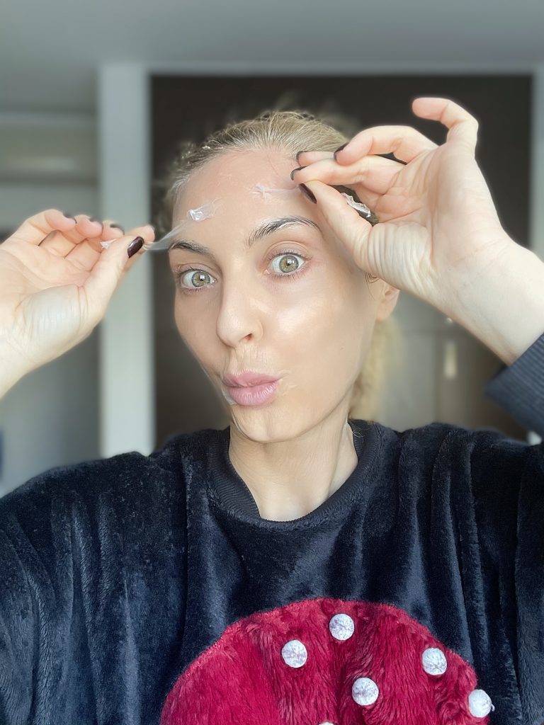 Christina Maria Kyriakidou Gatineau Peeling Mask Secrets in BeautyJPG