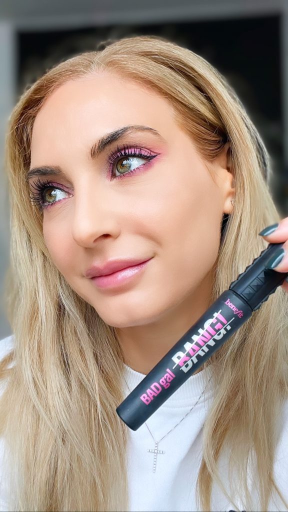 Christina Maria Kyriakidou Secrets in Beauty Mascara Benefit Cosmetics BADgal Bang!