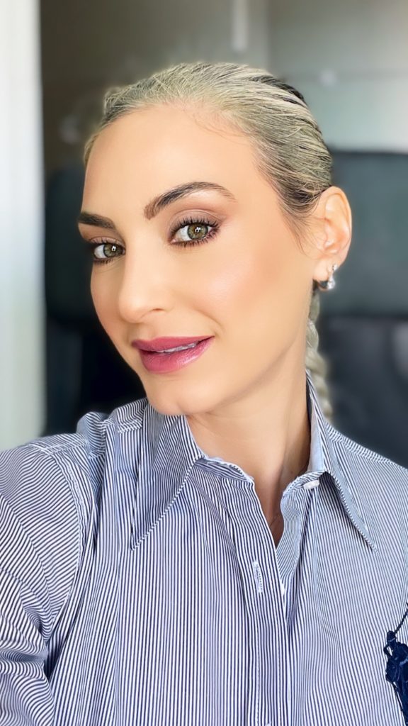 My Go-To Makeup Look with the Hourglass Ambient Lighting Edit - Universe Christina Maria Kyriakidou Secrets in Beauty