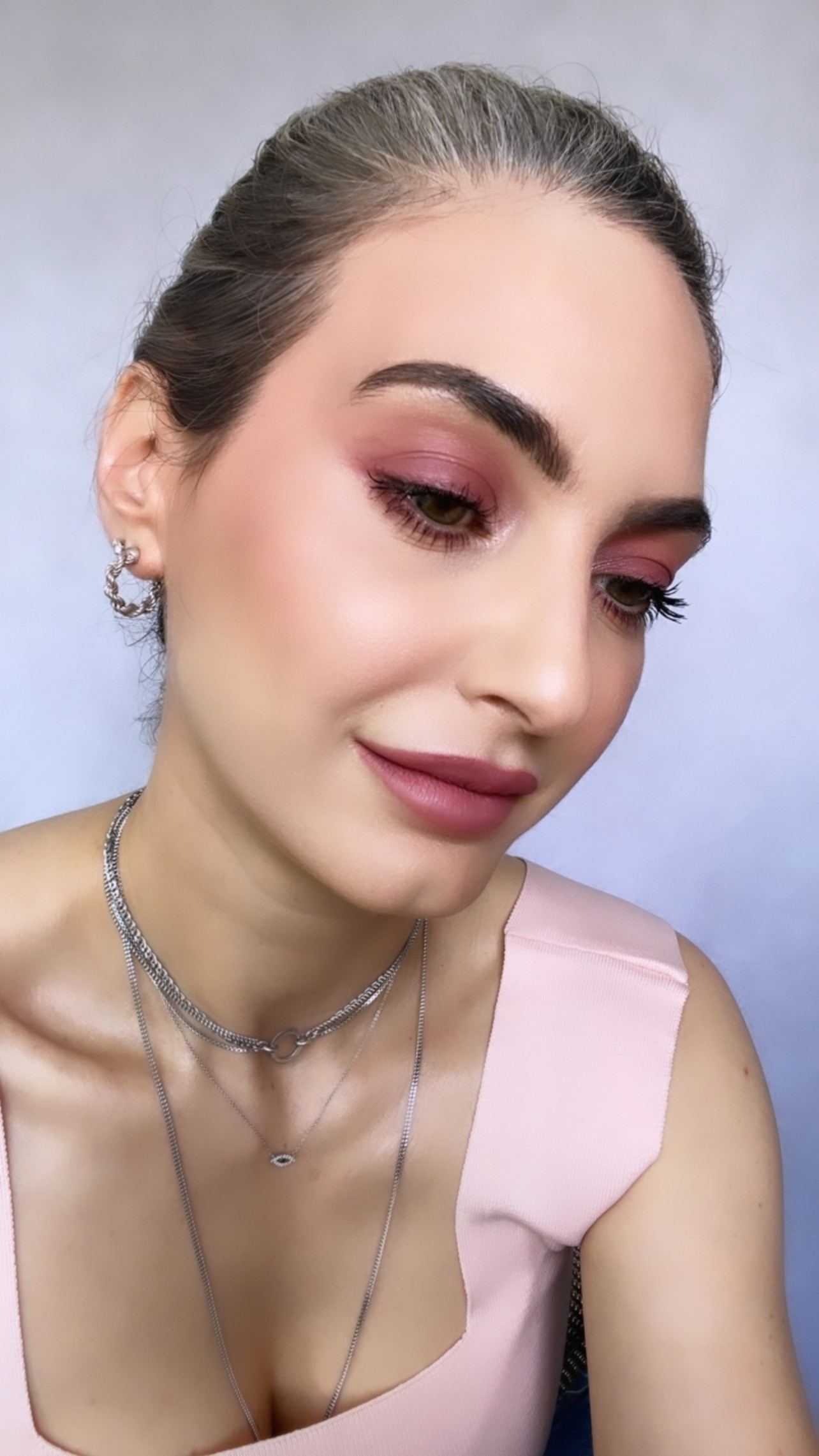 Secrets in Beauty Christina Maria Kyriakidou Danessa Myricks Colorfix Latte Monochromatic Makeup Romantic Pink